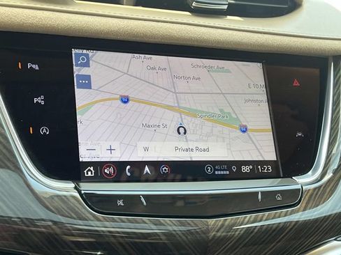 Certified 2024 Cadillac XT6 Sport w/ LPO, Onyx Lite Package AWD/4WD image 24
