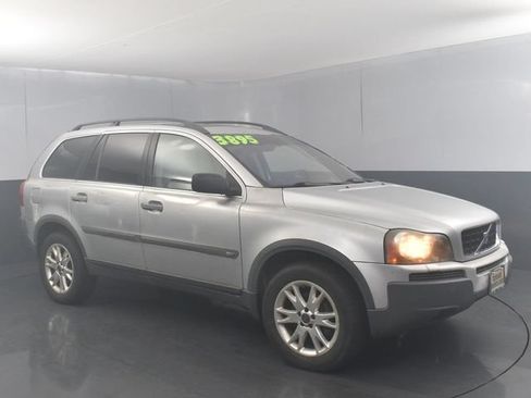 Used 2004 Volvo XC90 2.5T AWD/4WD image 2
