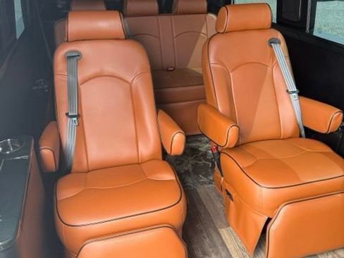 Used 2016 Mercedes-Benz Sprinter 2500 image 10