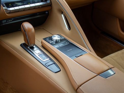 Used 2018 Lexus LC 500 Coupe image 19