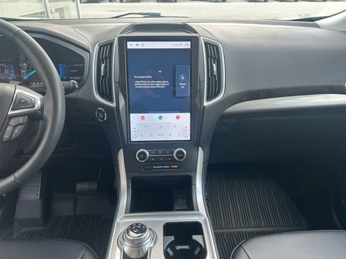 Used 2024 Ford Edge SEL w/ Convenience Package AWD/4WD image 17