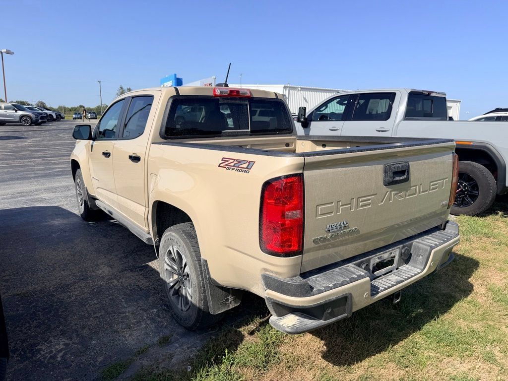 Used 2022 Chevrolet Colorado Z71 AWD/4WD image 5