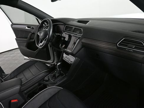 Used 2024 Volkswagen Tiguan SEL R-Line AWD/4WD image 22