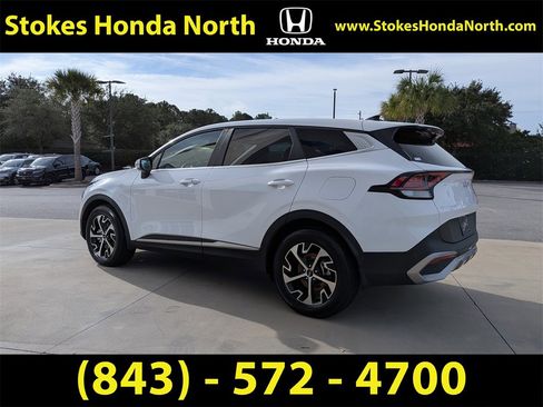 Used 2023 Kia Sportage EX image 7