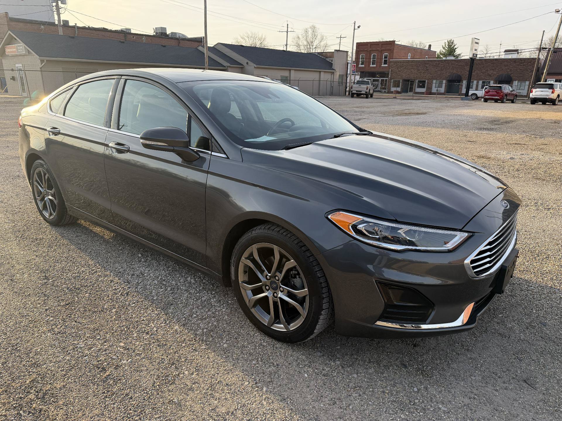 Used 2020 Ford Fusion SEL FWD image 6