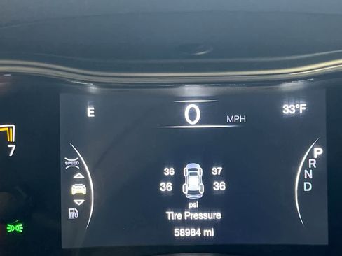 Used 2021 Jeep Grand Cherokee Limited image 15