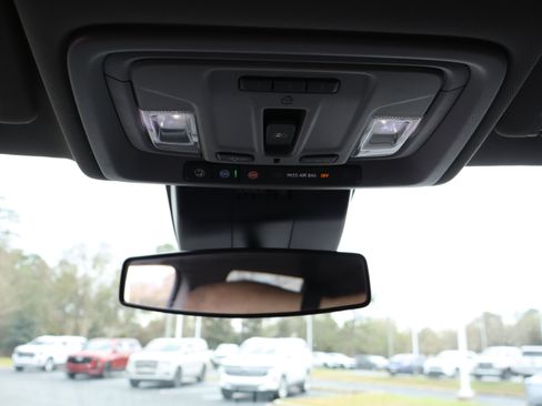 Used 2022 GMC Sierra 1500 Elevation w/ Elevation Premium Package image 31