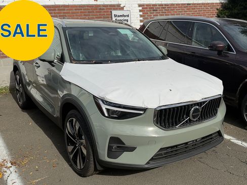 New 2025 Volvo XC40 B5 Ultra w/ Protection Package Premier image 1