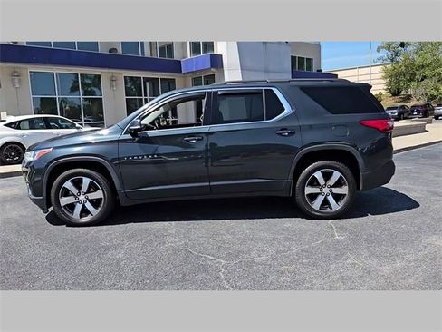 Used 2020 Chevrolet Traverse LT w/ LT Premium Package image 37