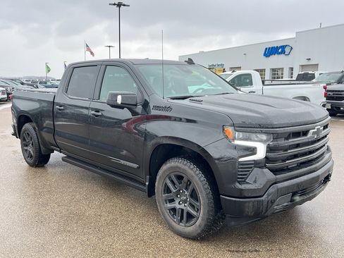 Used 2025 Chevrolet Silverado 1500 High Country w/ Midnight Edition image 8