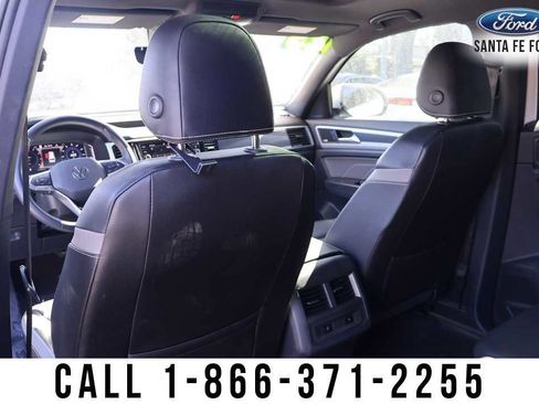 Used 2023 Volkswagen Atlas Cross Sport SEL Premium R-Line image 19