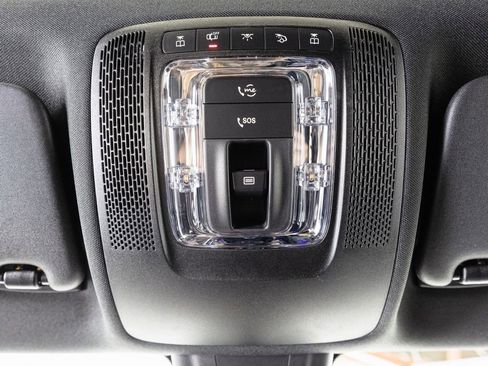 Certified 2022 Mercedes-Benz GLA 250 4MATIC image 19