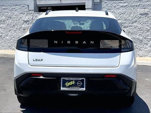 New 2026 Nissan Leaf Platinum+ FWD image 3