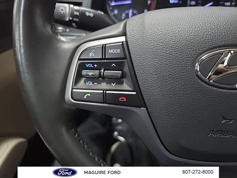 Used 2017 Hyundai Elantra SE w/ SE A/T Tech Package 03 FWD image 22