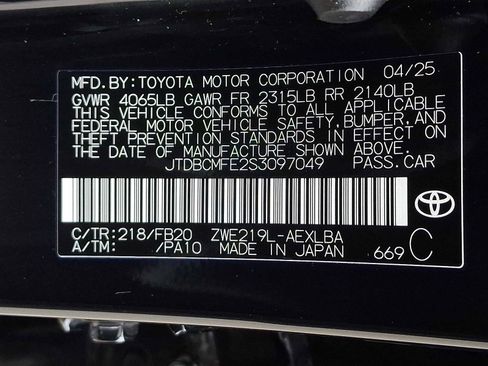 Used 2025 Toyota Corolla LE image 24