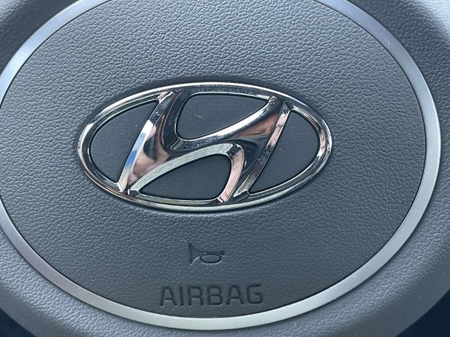 Certified 2023 Hyundai Elantra SEL FWD image 24