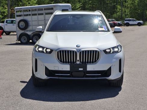 Used 2024 BMW X5 xDrive40i w/ Premium Package AWD/4WD image 8
