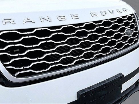 Used 2020 Land Rover Range Rover Velar S image 27