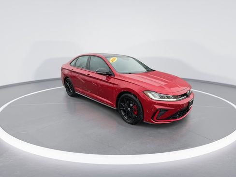 Used 2025 Volkswagen Jetta GLI Autobahn image 25