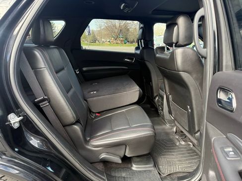 Used 2018 Dodge Durango R/T w/ Blacktop Package AWD/4WD image 17