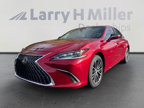 Used 2024 Lexus ES 300h w/ Premium Package image 1