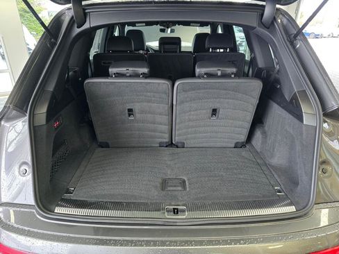 Used 2025 Audi Q7 3.0T Premium Plus image 16