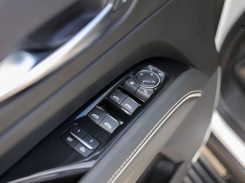 Certified 2023 Cadillac Escalade Sport Platinum RWD image 23