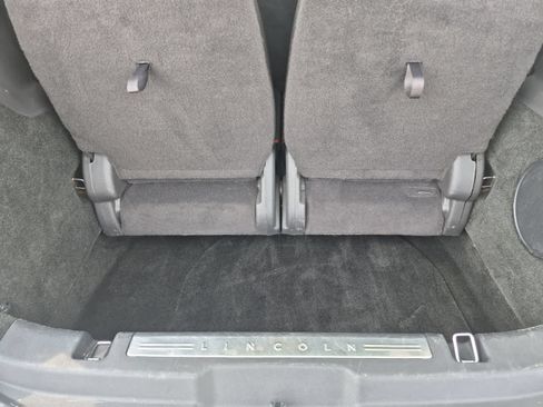 Used 2019 Lincoln MKT AWD image 36