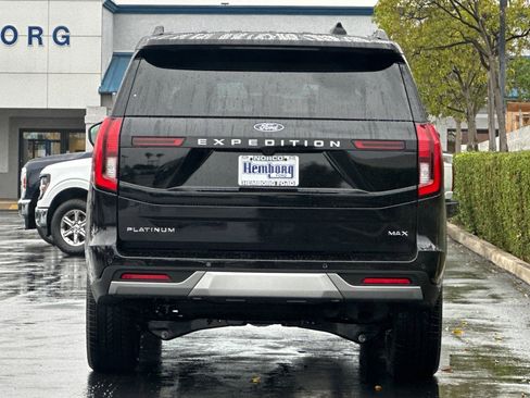 New 2025 Ford Expedition Max Platinum w/ Platinum Ultimate Package image 5