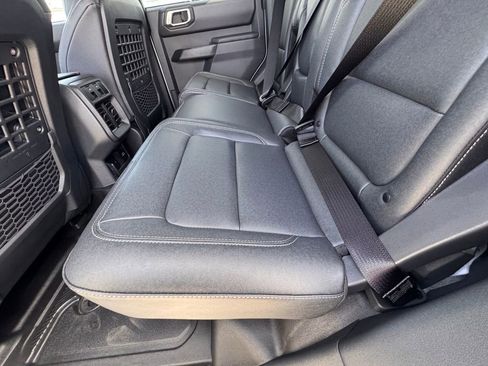 New 2026 Ford Bronco Badlands image 24