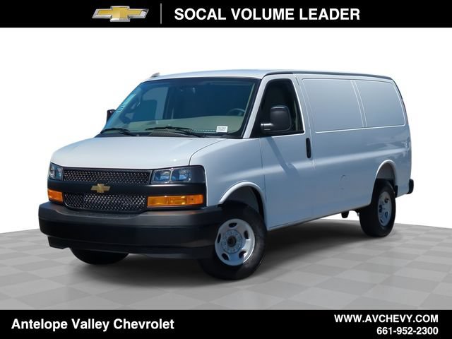 New 2026 Chevrolet Express 2500 RWD image 1