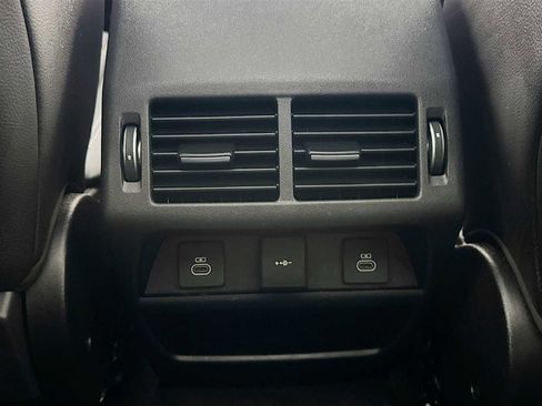 Used 2024 Jaguar E-PACE R-Dynamic SE image 25