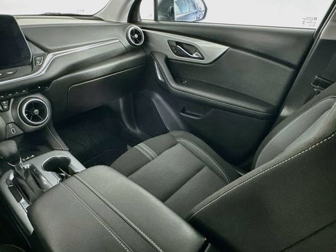 Used 2023 Chevrolet Blazer LT w/ Convenience Package FWD image 30
