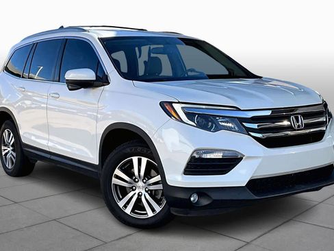 Used 2017 Honda Pilot EX-L image 2
