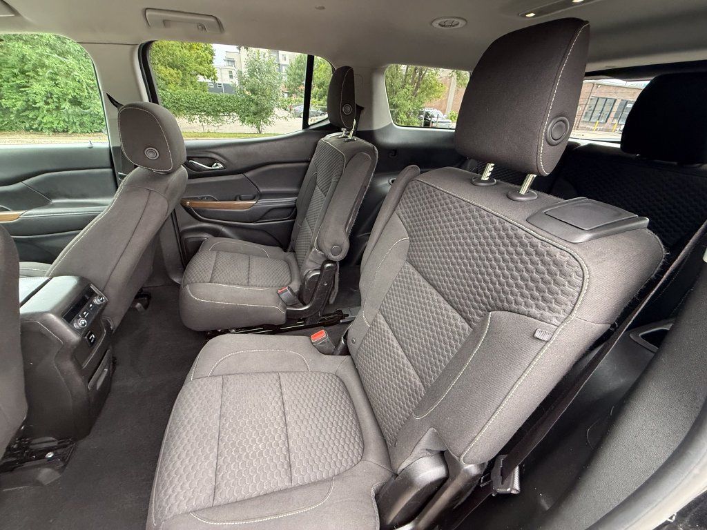 Used 2018 GMC Acadia SLE FWD image 8