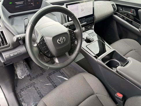 Used 2025 Toyota bZ4X FWD w/ Weather Package image 7