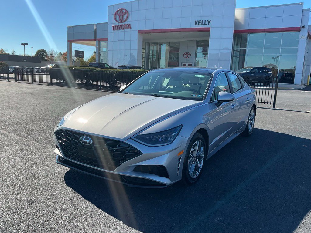 Certified 2023 Hyundai Sonata SEL w/ Convenience Package FWD image 1