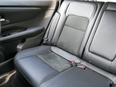Certified 2024 Nissan Ariya AWD image 12