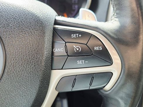 Used 2014 Jeep Grand Cherokee Limited w/ Trailer Tow Group IV AWD/4WD image 25