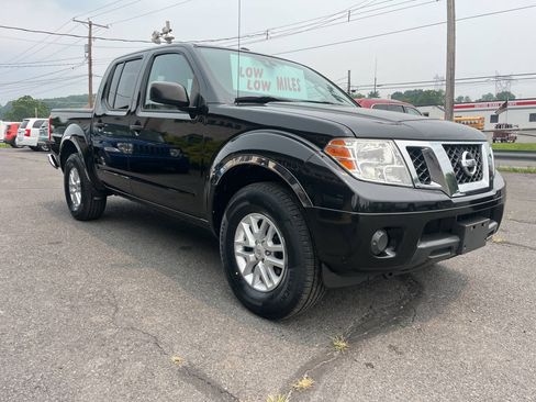 Used 2016 Nissan Frontier SV AWD/4WD image 4