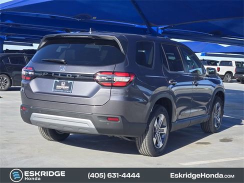 New 2025 Honda Pilot EX-L image 4