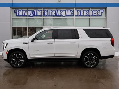 New 2026 GMC Yukon XL Elevation w/ Elevation Premium Package image 7