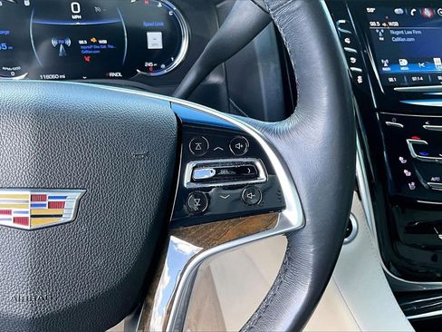 Used 2018 Cadillac Escalade Luxury image 12