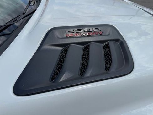 New 2026 RAM 2500 Big Horn AWD/4WD image 8