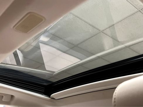 Used 2020 Lexus ES 350 w/ Premium Package FWD image 10