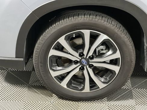 Used 2019 Subaru Forester Limited w/ Popular Package #3 AWD/4WD image 11