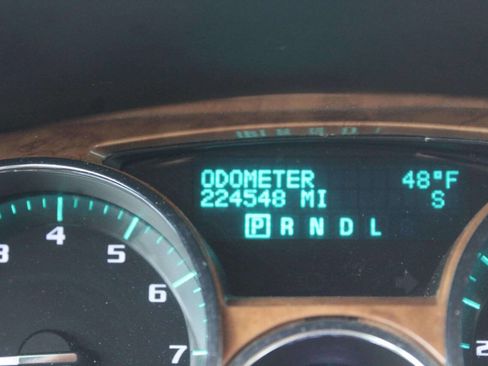 Used 2010 Buick Enclave CXL w/ Trailering Provision Package image 10