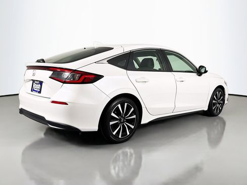 Certified 2024 Honda Civic EX-L image 5