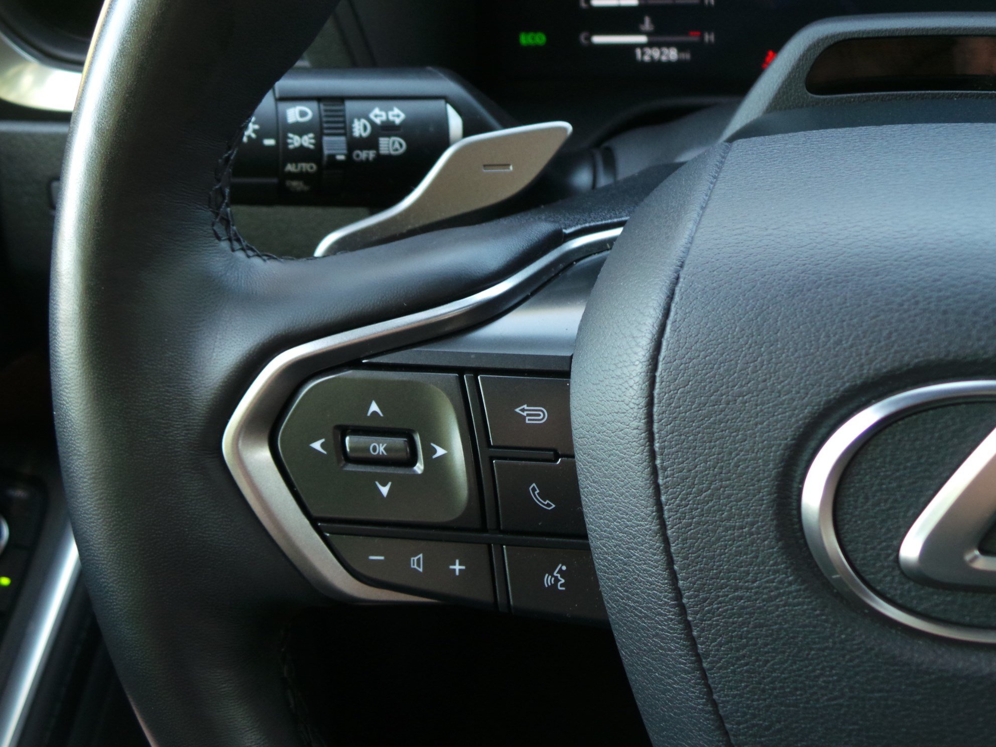 Used 2025 Lexus GX 550 w/ Accessory Package (2T) AWD/4WD image 35