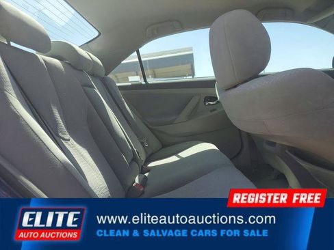 Used 2010 Toyota Camry LE FWD image 20